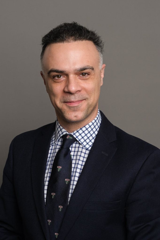 Dr. Amir Soheil Tolebeyan, Founder and Medical Director of Turquoise Institute